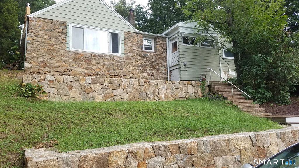 5 Hill Street, Branford, CT 06405