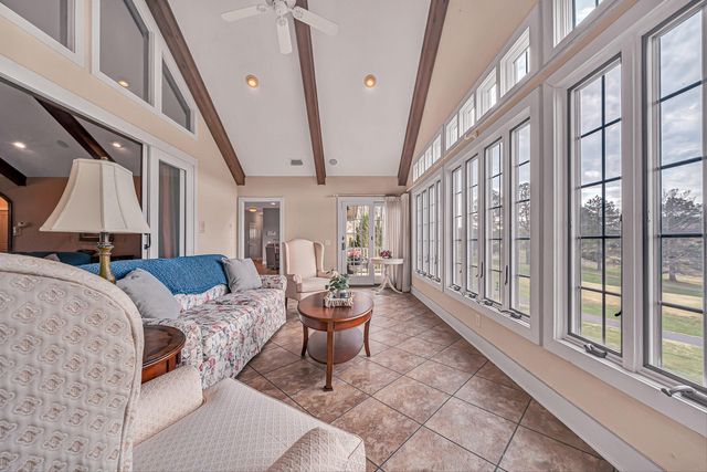 375 Chestnut Creek DR, Hardy, VA 24101