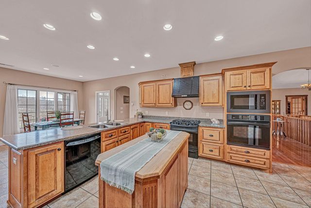 375 Chestnut Creek DR, Hardy, VA 24101