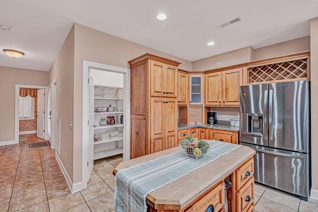375 Chestnut Creek DR, Hardy, VA 24101