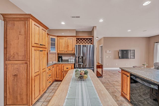 375 Chestnut Creek DR, Hardy, VA 24101