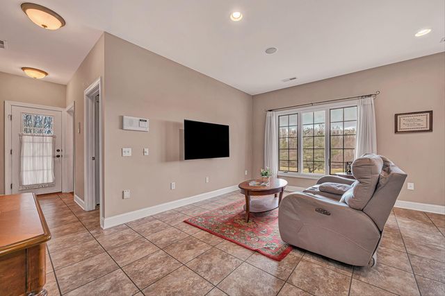 375 Chestnut Creek DR, Hardy, VA 24101