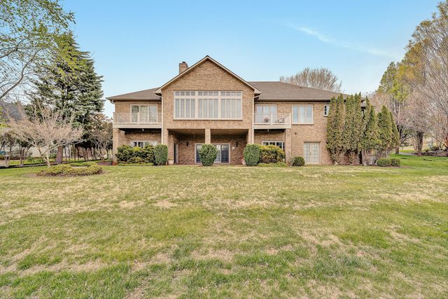 375 Chestnut Creek DR, Hardy, VA 24101