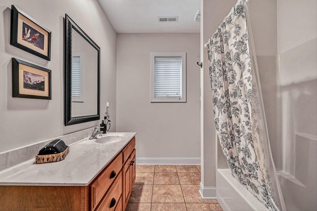 375 Chestnut Creek DR, Hardy, VA 24101