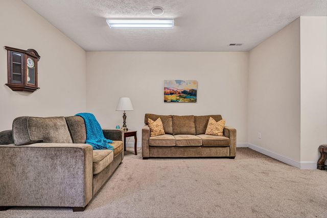 375 Chestnut Creek DR, Hardy, VA 24101