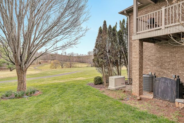 375 Chestnut Creek DR, Hardy, VA 24101