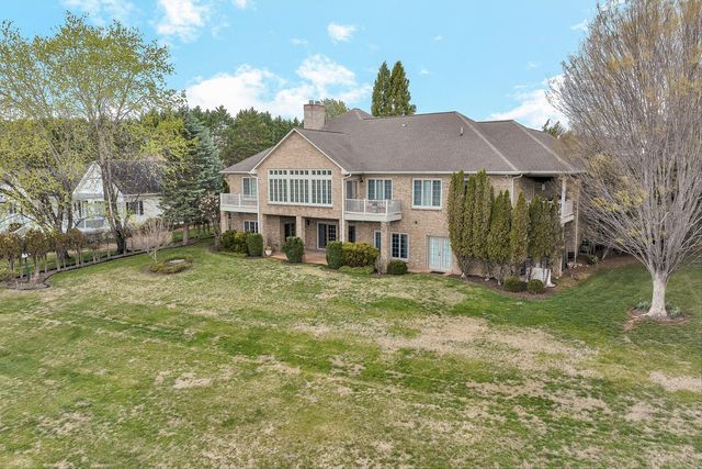 375 Chestnut Creek DR, Hardy, VA 24101