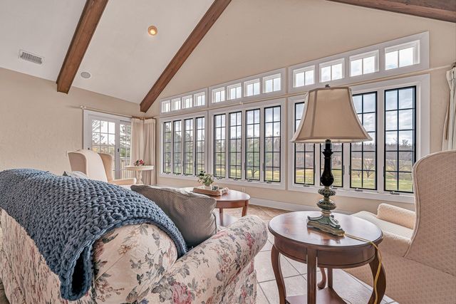 375 Chestnut Creek DR, Hardy, VA 24101