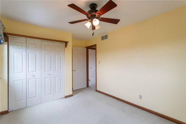 128 Moffett Run Road, Center Twp, PA 15001