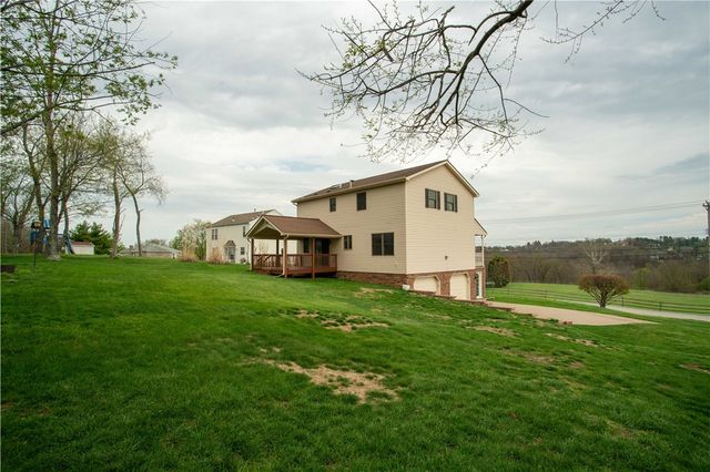 128 Moffett Run Road, Center Twp, PA 15001