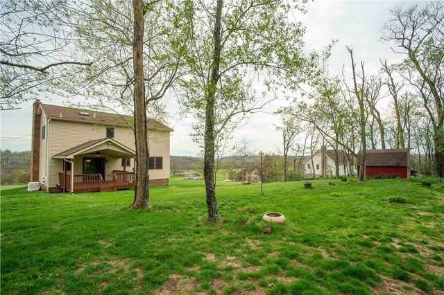 128 Moffett Run Road, Center Twp, PA 15001