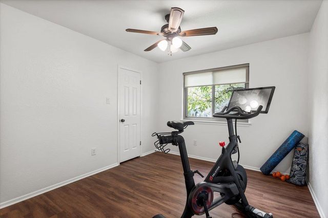 5104 Trail West DR, Austin, TX 78735