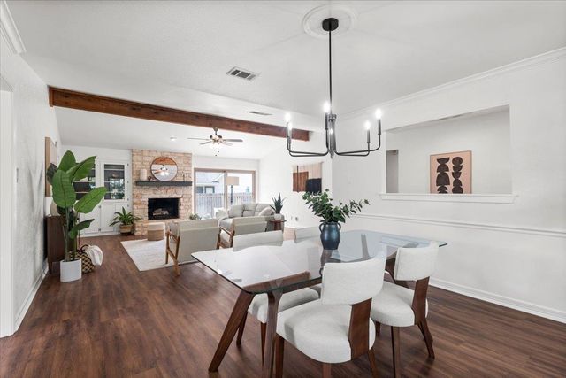 5104 Trail West DR, Austin, TX 78735