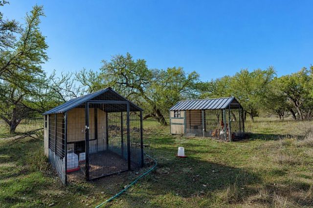 330 Juniper TRL, Kingsland, TX 78639