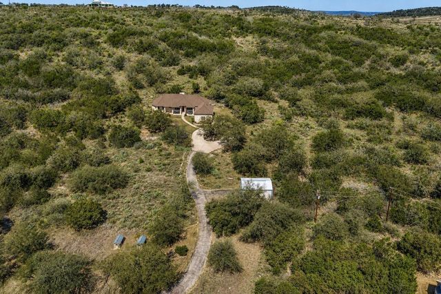 330 Juniper TRL, Kingsland, TX 78639