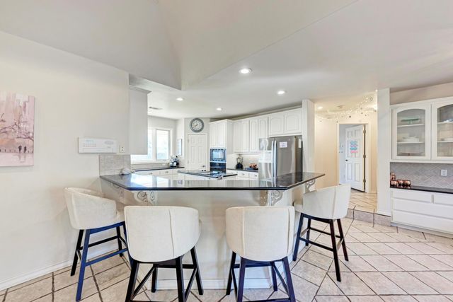 330 Juniper TRL, Kingsland, TX 78639