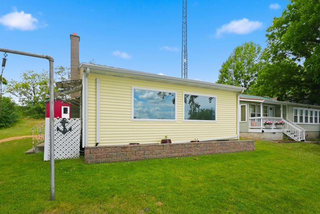 3190 S 390 W Golden Lake, Pleasant Lake, IN 46779
