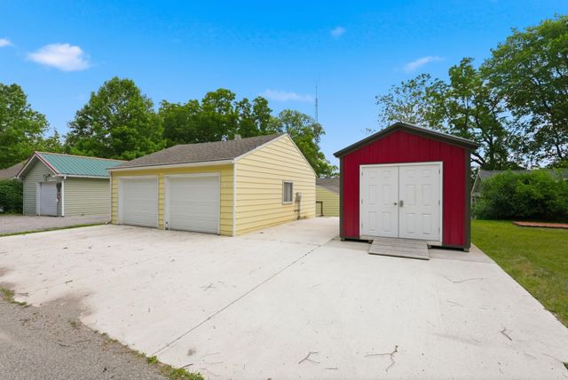 3190 S 390 W Golden Lake, Pleasant Lake, IN 46779