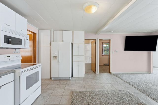 3190 S 390 W Golden Lake, Pleasant Lake, IN 46779