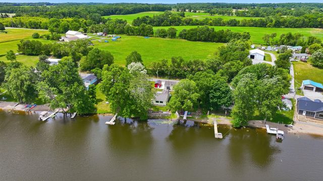 3190 S 390 W Golden Lake, Pleasant Lake, IN 46779