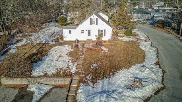 35 Clemente Drive, East Greenwich, RI 02818