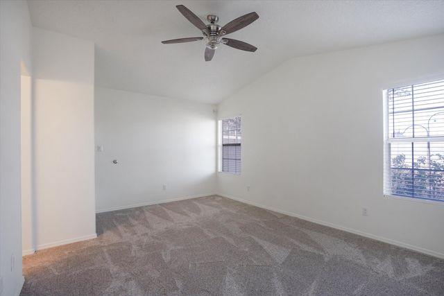 3923 Pineleaf Place NW, Albuquerque, NM 87114