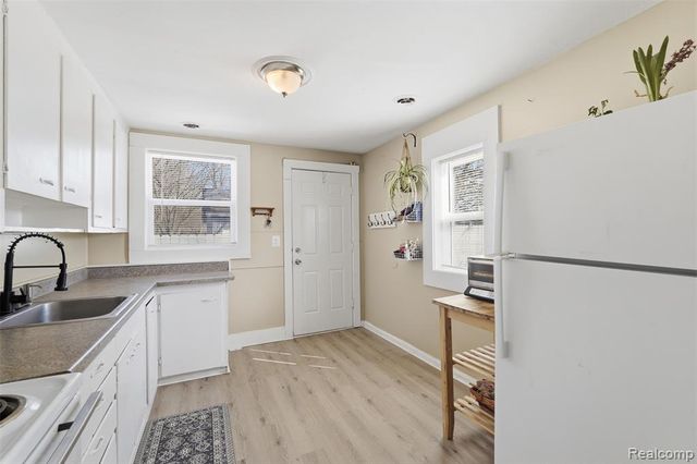 2335 Holmes Road, Ypsilanti, MI 48198