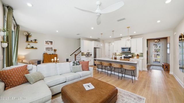 14150 BACKBARRIER Road, Jacksonville, FL 32224