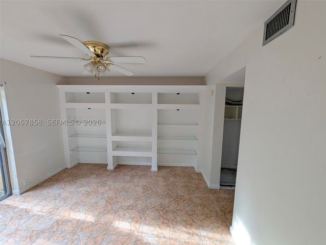 5664 Blueberry Ct 15, Lauderhill, FL 33313