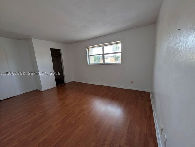 5664 Blueberry Ct 15, Lauderhill, FL 33313