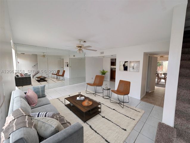 5664 Blueberry Ct 15, Lauderhill, FL 33313