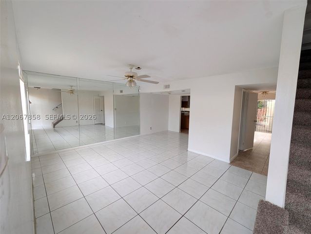 5664 Blueberry Ct 15, Lauderhill, FL 33313
