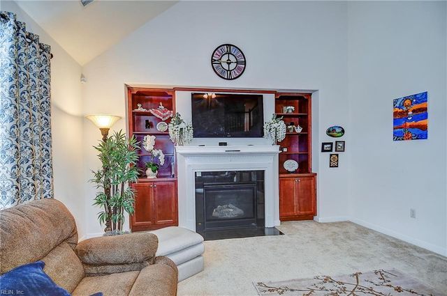 2001 Fieldstone LN, Suffolk, VA 23434