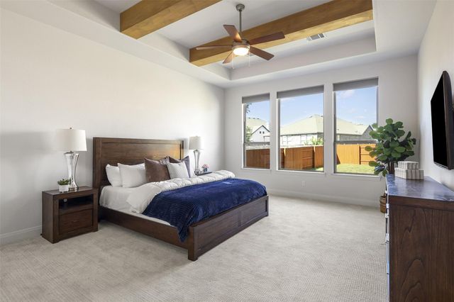 299 Peakside CIR, Dripping Springs, TX 78620