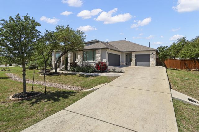 299 Peakside CIR, Dripping Springs, TX 78620