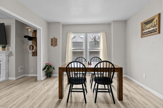 438 S BAIRD STREET, Green Bay, WI 54301