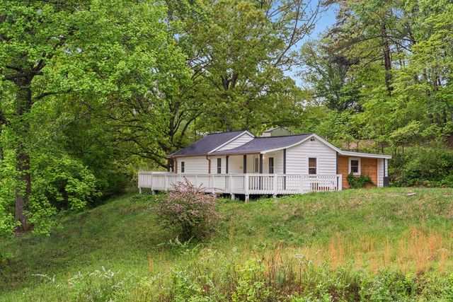 55 Ledford Lane, Blairsville, GA 30512