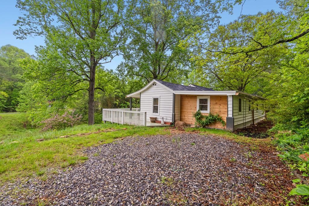 55 Ledford Lane, Blairsville, GA 30512