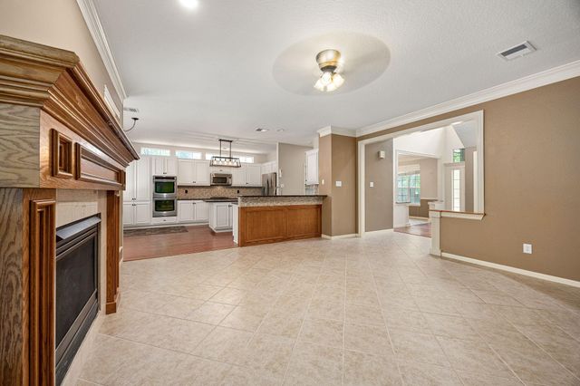 71 Pinepath Place, The Woodlands, TX 77381