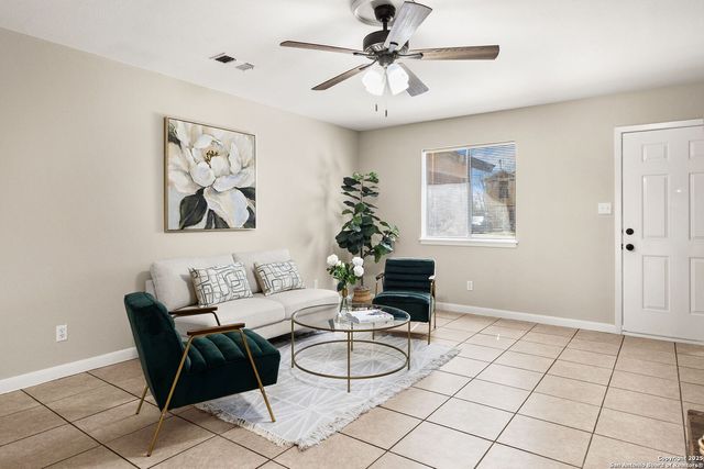 169 Woods End, New Braunfels, TX 78130