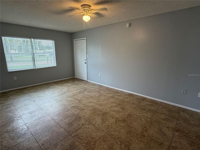 2463 AVENUE C SW A, Winter Haven, FL 33880
