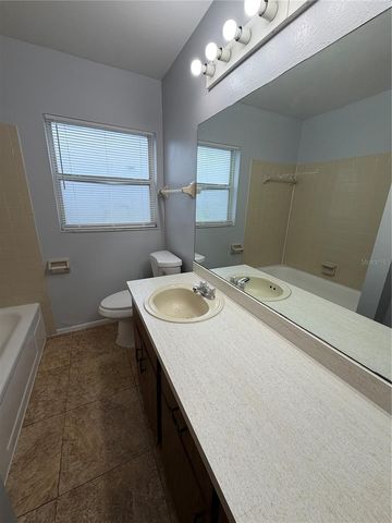 2463 AVENUE C SW A, Winter Haven, FL 33880