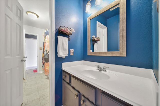 1279 Pinto Pass, Alvin, TX 77511