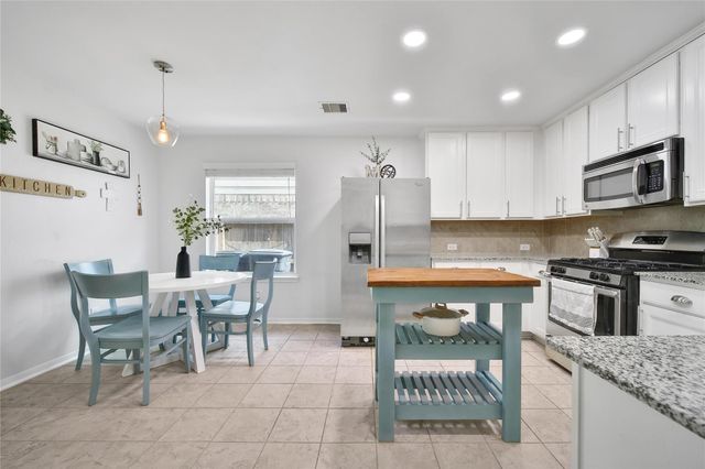 1279 Pinto Pass, Alvin, TX 77511