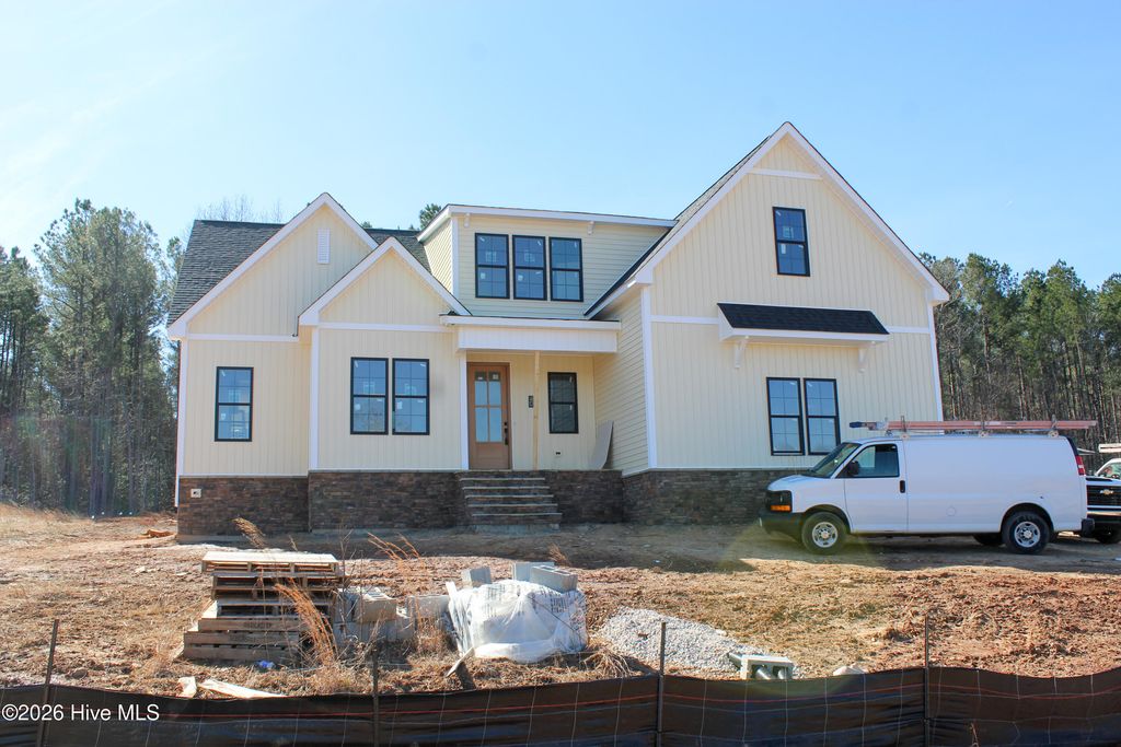 40 Stream View Way, Spring Hope, NC 27882