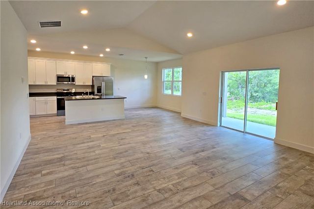3050 W Joliet Road, Avon Park, FL 33825