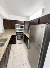 8460 SW 154th Cir Ct 111, Miami, FL 33193