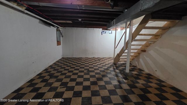 3636 Coachlight Common Street, Lansing, MI 48911