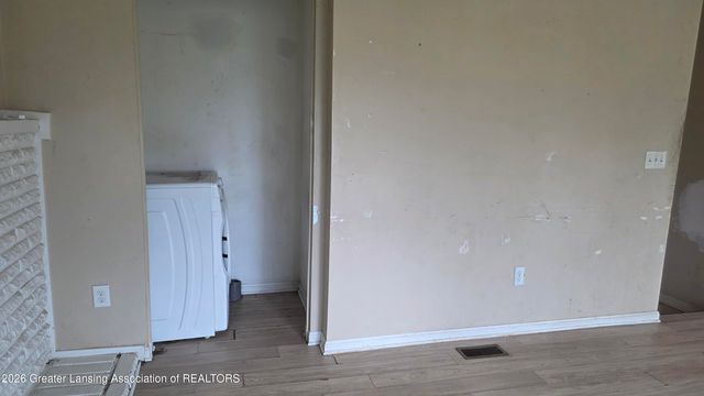 3636 Coachlight Common Street, Lansing, MI 48911