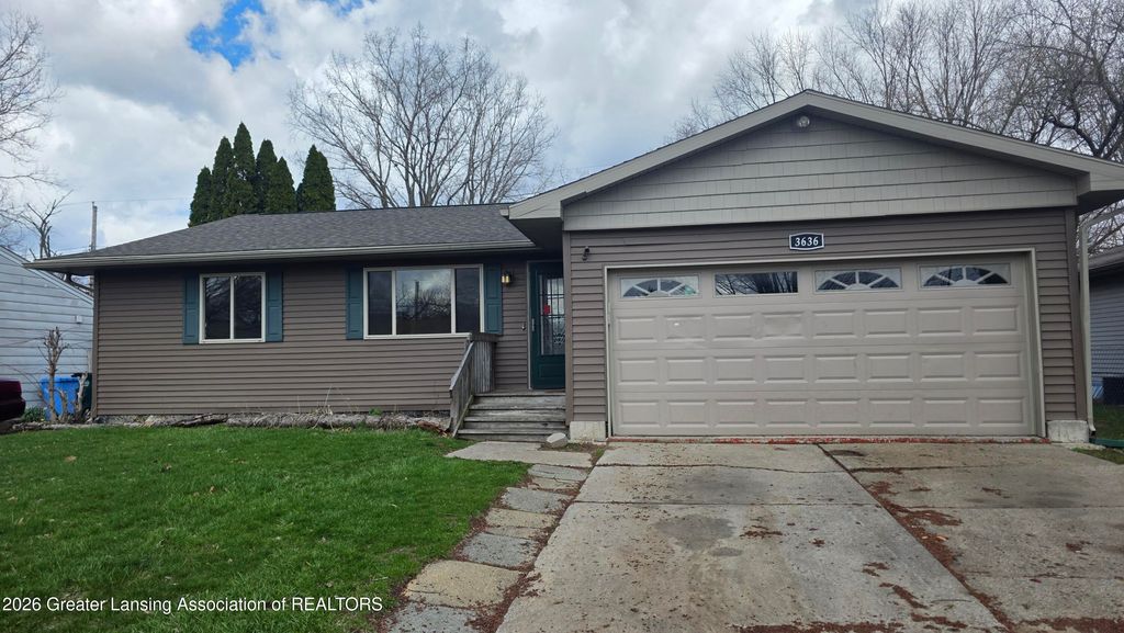 3636 Coachlight Common Street, Lansing, MI 48911